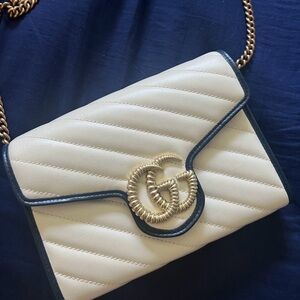 Gucci Marmont Wallet on Chain